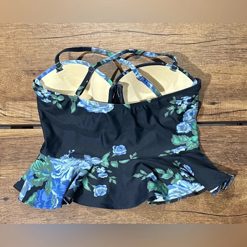 Albion peplum top swim - Picture 2 of 3